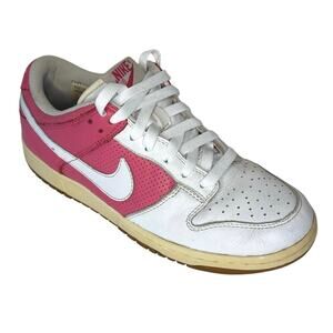 Nike Dunk Low Women’s Sneakers